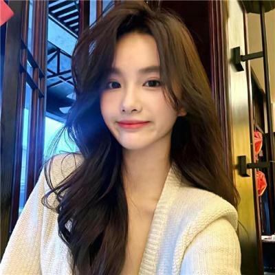 皇后失宠侍奉太监笑了